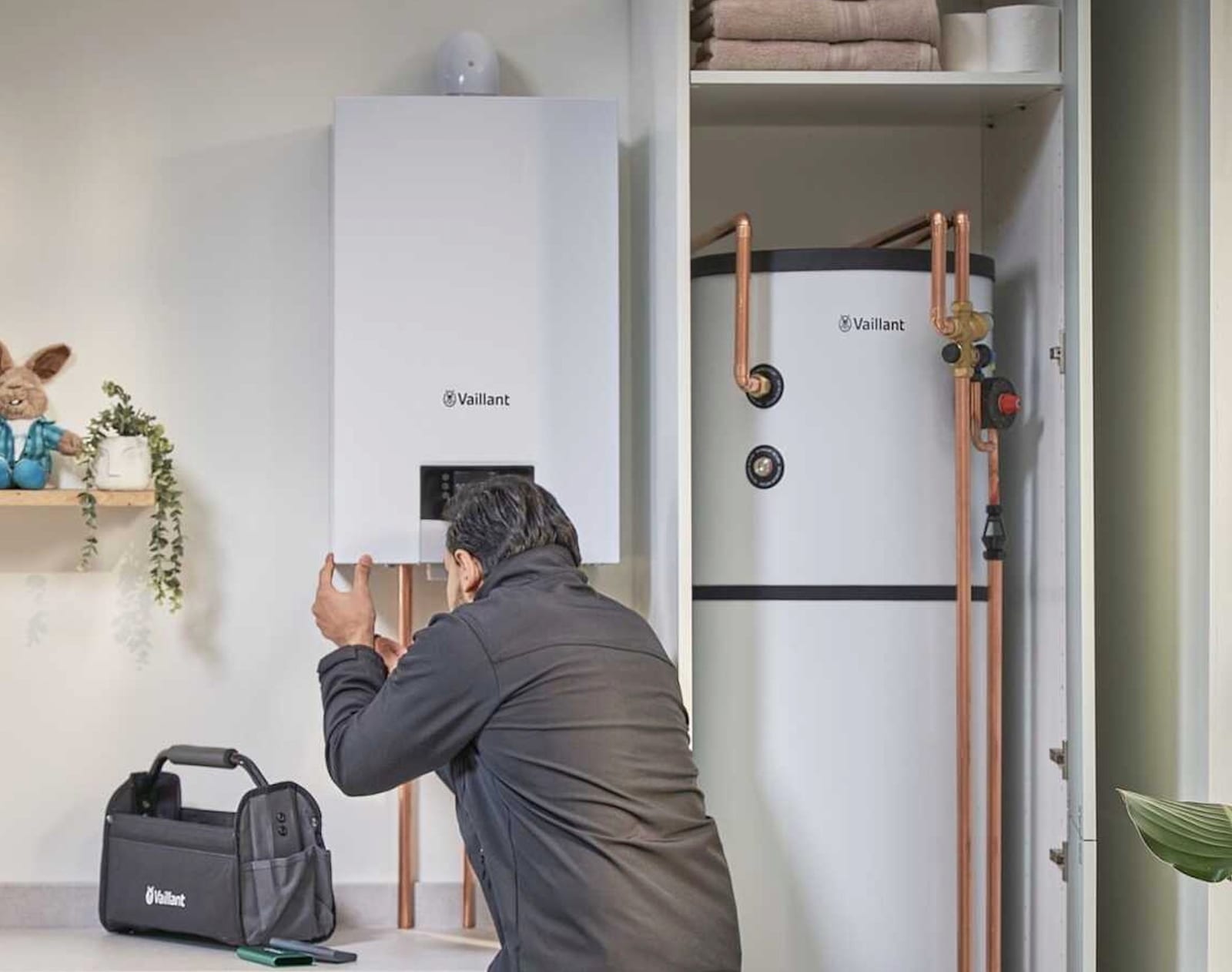 Strong water pressure and consistent flow from an unvented cylinder by Thames Valley Heating Services